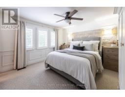 144 SPRINGFIELD CRESCENT - 13
