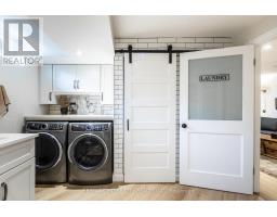 144 SPRINGFIELD CRESCENT - 29