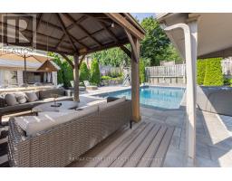 144 SPRINGFIELD CRESCENT - 33