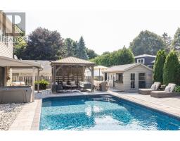 144 SPRINGFIELD CRESCENT - 37