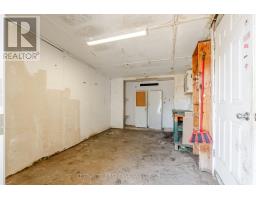 76 MYRTLE STREET - 23