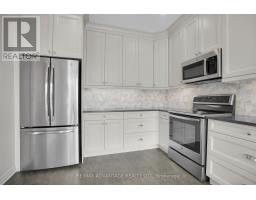 13 - 481 BLUE JAY DRIVE - 15