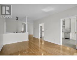 13 - 481 BLUE JAY DRIVE - 32