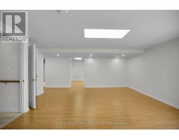 13 - 481 BLUE JAY DRIVE - 34