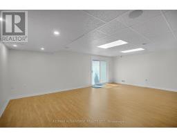 13 - 481 BLUE JAY DRIVE - 35