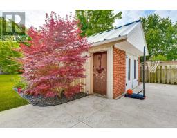 1018 WILLOW DRIVE - 32
