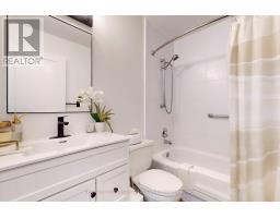 319 - 735 DEVERON CRESCENT - 34