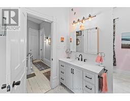 11 MAPLE STREET W - 15