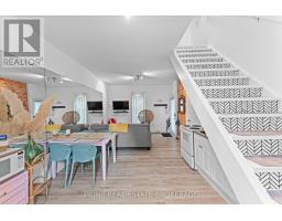 11 MAPLE STREET W - 20