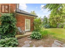 11 MAPLE STREET W - 31