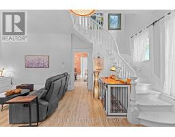 11 MAPLE STREET W - 5