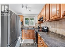 78 DUDLEY CRESCENT - 11