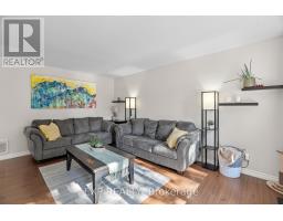 78 DUDLEY CRESCENT - 17