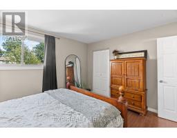 78 DUDLEY CRESCENT - 26