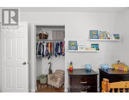 78 DUDLEY CRESCENT - 28