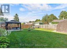 78 DUDLEY CRESCENT - 41