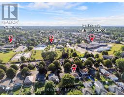 78 DUDLEY CRESCENT - 9