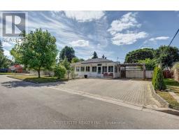 260 TWEEDSMUIR AVENUE - 13