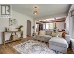260 TWEEDSMUIR AVENUE - 24