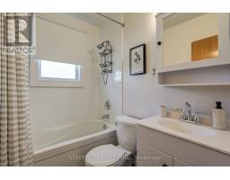 260 TWEEDSMUIR AVENUE - 35