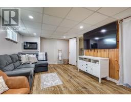 260 TWEEDSMUIR AVENUE - 38