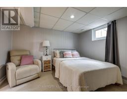 260 TWEEDSMUIR AVENUE - 42