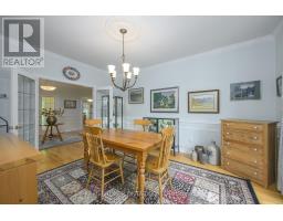 135 CARRIAGE HILL DRIVE - 10