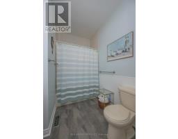135 CARRIAGE HILL DRIVE - 27