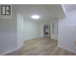 135 CARRIAGE HILL DRIVE - 34