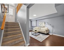 38 TOMPKINS COURT - 22