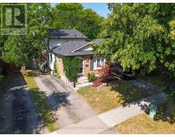 126 OLYMPIC CRESCENT - 4