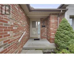 71 - 1478 ADELAIDE STREET N - 4
