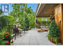 303 - 122 WORTLEY ROAD - 16
