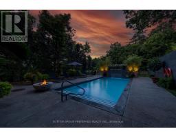 303 - 122 WORTLEY ROAD - 43