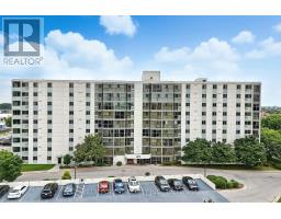 909 - 127 BELMONT DRIVE - 39