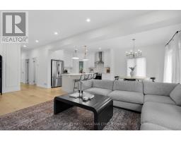 222 KNOTT DRIVE - 6