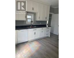 245 SYDENHAM STREET E - 2