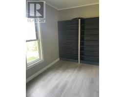 245 SYDENHAM STREET E - 9
