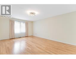 760 VILLAGE GREEN AVENUE - 25
