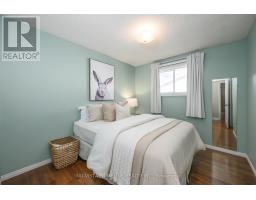 8 TUMBLEWEED CRESCENT - 28