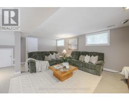 8 TUMBLEWEED CRESCENT - 32