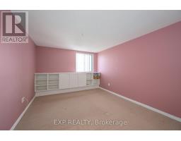 910 - 570 PROUDFOOT LANE - 14