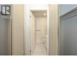 910 - 570 PROUDFOOT LANE - 17