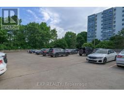 910 - 570 PROUDFOOT LANE - 31
