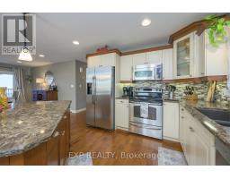 321 CARROLL STREET W - 10