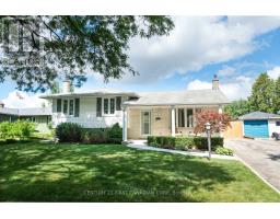 135 DOWNING CRESCENT - 1