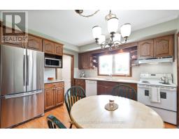 135 DOWNING CRESCENT - 19
