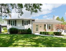 135 DOWNING CRESCENT - 2