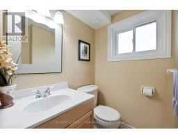 135 DOWNING CRESCENT - 29