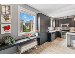 15 - 1040 CORONATION DRIVE - 24